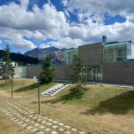 46 Vale C'E' Al Villaggio Olimpico Di Colle Sestriere Kültér fotó